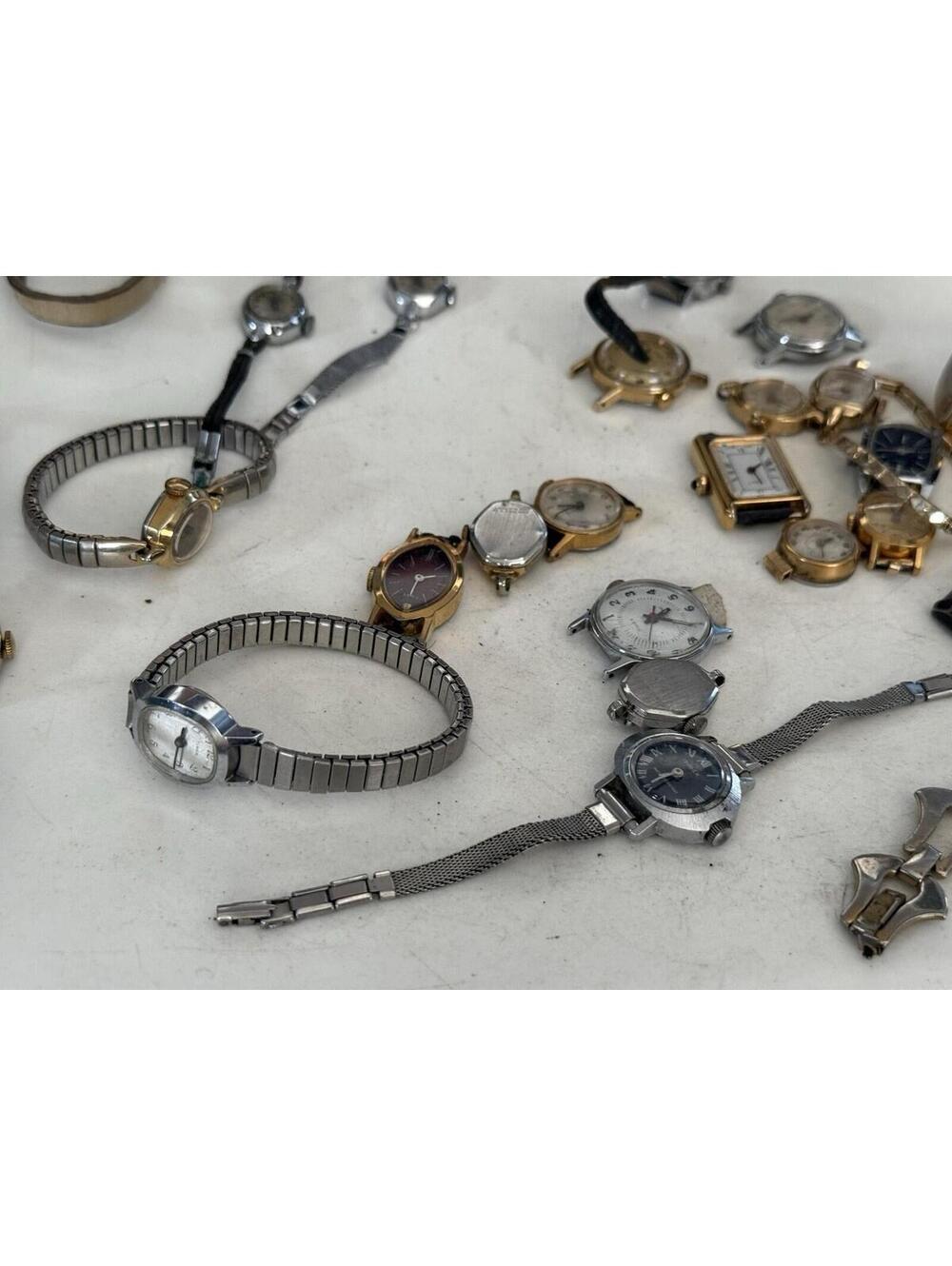 Lot Of 33 Vintage  Watches  , Mostly Timex ( Parts Only ) - Picture 5 of 12